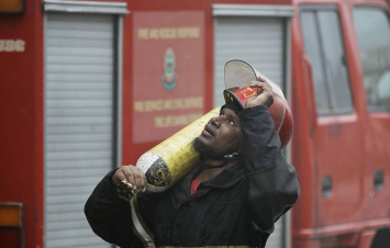 Բանգլադեշում բեռնարկղերի պահեստում բռնկված հրդեհի զոհերի թիվը հասել է 15-ի