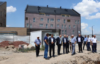 Շիրակի մարզպետի տեղակալները հետևել են Գյումրիում իրականացվող մի շարք սուբվենցիոն ծրագրերի ընթացքին