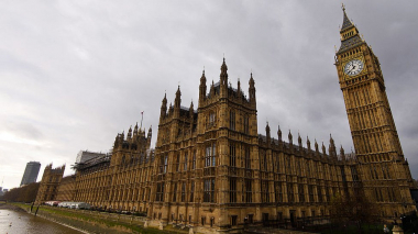 Մեծ Բրիտանիայի միջանկյալ ընտրություններում պահպանողականները կորցնում են երկու ընտրատարածք