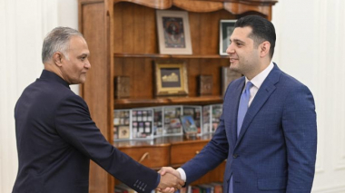 ՀՀ փոխվարչապետն ընդունել է Հնդկաստանի ԱԳՆ Արևմտյան ուղղության քարտուղար Սանջայ Վերմային