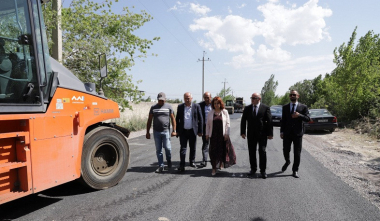 Շիրակի մարզպետը հետևել է Գյումրի-Հացիկ-Կարմրաքար ճանապարհահատվածում իրականացվող հիմնանորոգման աշխատանքներին