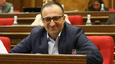 Թե ինչպես են նրանք 107 պատգամավորից 35-ով հասնելու իմպիչմենթի հավանաբար հայտնի է միայն մաթեմատիկայի ընդդիմադիր գուրուներին.Արսեն Թորոսյան