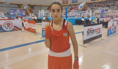 Հայ մարզուհին նոկդաունի է ենթարկել ադրբեջանցուն. բռնցքամարտի պատանեկան ԵԱ (տեսանյութ)