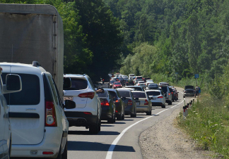 Վրաստանի հետ սահմանին բազմակիլոմետրանոց խցանում է գոյացել