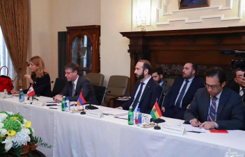 Ադրբեջանը ցանկանում է ժխտել հայկական մշակութային ժառանգության գոյությունն անգամ. Արարատ Միրզոյան