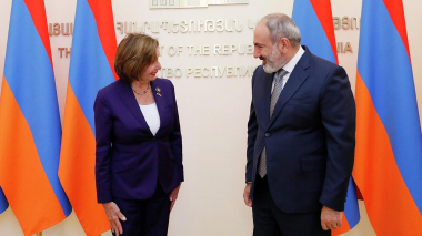 Փաշինյանը կոչ արեց Փելոսիի Հայաստան այցին հակառուսական կոնտեքստ չտալ