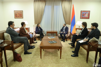 ԱԳ նախարարը հանդիպել է ԵԱՀԿ ՄԽ Ֆրանսիայի համանախագահի և Ֆրանսիայի նախագահի գրասենյակի խորհրդականի հետ
