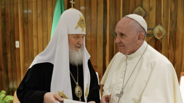 Չեռնոգորիայի վարչապետն առաջարկել է իր երկիրը որպես Հռոմի պապի և պատրիարք Կիրիլի հանդիպման վայր