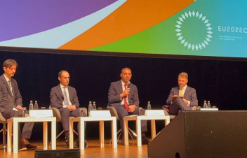 Քերոբյանը Պրահայում մասնակցել է Արևելյան գործընկերության գործարար համաժողովին