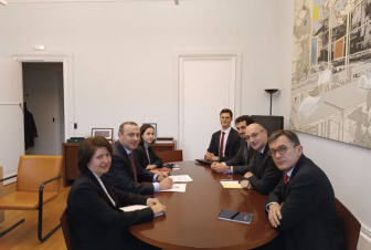 Արմեն Գրիգորյանը ֆրանսիացի պաշտոնյաների հետ քննարկել է տարածաշրջանային անվտանգային օրակարգի հարցեր