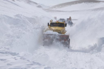 Ոստիկանությունը հորդորում է ՀՀ բարձրադիր շրջանների ճանապարհներով երթևեկել միայն խիստ անհրաժեշտության դեպքում