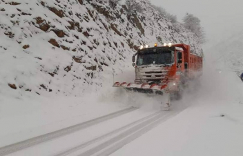 ՀՀ մարզերի մեծ մասում ձյուն է տեղում․ Վարդենյաց լեռնանցքը փակ է կցորդով տրանսպորտային միջոցների համար