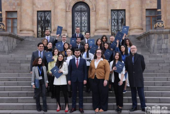 NDI-ի խորհրդարանական պրակտիկայի եւ ֆելլոուշիփի ծրագրի շրջանավարտներին հանձնվել են վկայականներ