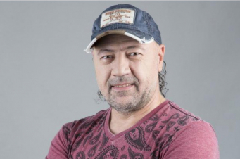 Շնորհավոր երկնային ծնունդդ.Թաթա Սիմոնյանն արխիվային լուսանկար է հրապարակել Արամ Ասատրյանի հետ