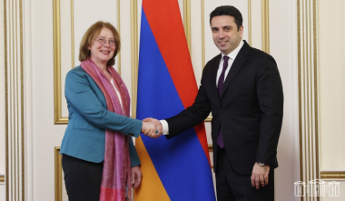 Ալեն Սիմոնյանը և Բունդեսթագի Գերմանիա-Հարավային Կովկաս խմբի անդամները քննարկել են Հայաստանի առջև ծառացած անվտանգային խնդիրները