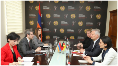 Գրիգոր Մինասյանը Գերմանիայի դեսպանի հետ քննարկել է իրավական փոխօգնության վերաբերյալ հարցեր