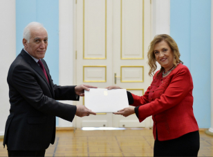 Վահագն Խաչատուրյանին իր հավատարմագրերն է հանձնել Հայաստանում Հունգարիայի նորանշանակ դեսպանը