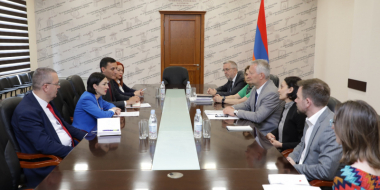 ԿԳՄՍ նախարարը և ՀՀ-ում Գերմանիայի արտակարգ և լիազոր դեսպանը քննարկել են երկկողմ հետաքրքրություն ներկայացնող հարցեր