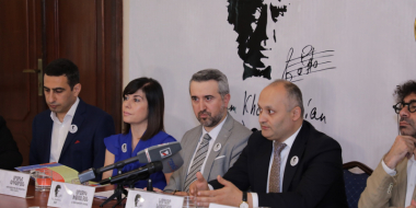 Արամ Խաչատրյանն ազգային արժանապատվության, շիտակ մեջքի, անսպառ լավատեսության դրսևորումն է. Արա Խզմալյան