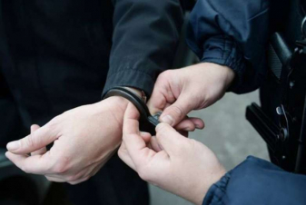 19-ամյա երիտասարդը Վանաձորում թմրամիջոցների փաթեթներ է տեղադրել. նրան ձերբակալել են