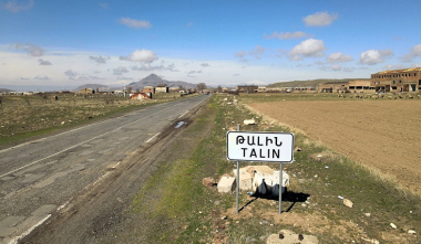 Թալինում ձերբակալված գործարարի աջակիցներն ու ընդդիմությունը չեն մարսում համայնքապետի կողմից կաշառքից հրաժարվելն ու իրավապահներին դիմելը. նոր սադրանք են կազմակերպել