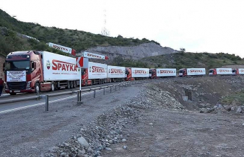 Ադրբեջանն արգելում է մոտ 400 տ մարդասիրական բեռի առաքումը ԼՂ, միջազգային հանրությունը պետք է արձագանքի․ դեսպանություններ