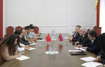 Անդրանիկ Քոչարյանն ու ՀՀ-ում Չինաստանի դեսպանը հանդիպել են