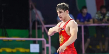 Ըմբշամարտի երիտասարդական ԱԱ․ Աղաջանյանը, Տերտերյանը և Գևորգյանը դուրս եկան կիսաեզրափակիչ