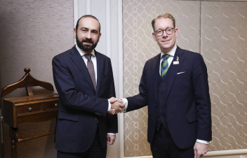 ԼՂ-ում իրավիճակի սրումը լուրջ հարվածի տակ կդնի տարածաշրջանում կայունության հաստատման ջանքերը. Միրզոյանը՝ Բիլստրյոմին