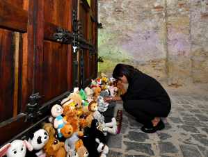 Նահատակվող փոքրիկները մեր՝ մեծերիս ձախողումն են. Աննա Հակոբյանը Կիևում ոգեկոչել է պատերազմում զոհված երեխաների հիշատակը