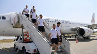 Հայաստանի հավաքականը ժամանել է Թուրքիա. նրանց ուղեկցում է ԱԺ պատգամավոր Սիսակ Գաբրիելյանը