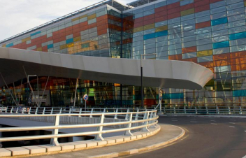 ԱԱԾ-ն «Զվարթնոց» օդանավակայանից բարձրաստիճան ոստիկանների է բերման ենթարկել