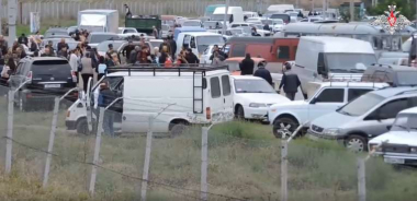 Ռուս խաղաղապահները 5000 հոգու սնունդ ու կացարան են տրամադրել