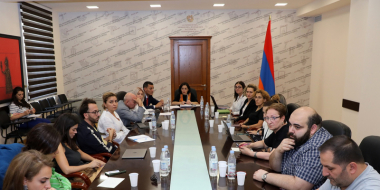 Լեռնային Ղարաբաղից բռնի տեղահանված երեխաները պետք է արագ ընդգրկվեն ուսումնական գործընթացում. քննարկում ԿԳՄՍ նախարարությունում