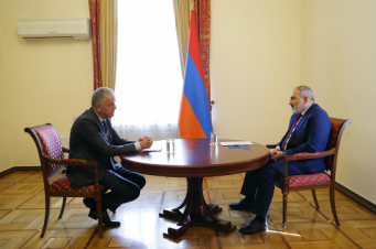 Նիկոլ Փաշինյանը և ՀՀ-ում ԵՄ պատվիրակության ղեկավարը քննարկել են ԼՂ-ից բռնի տեղահանության հետևանքով ստեղծված իրավիճակը