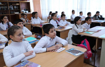 Բռնի տեղահանված 13 հազար 320 երեխա շարունակում է ուսումը ՀՀ տարբեր մարզերի և Երևանի դպրոցներում