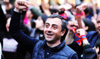 Իշխան Սաղաթելյանի սիրտը հիմա էլ Հայաստանի ներսում է Ղարաբաղ ուզում