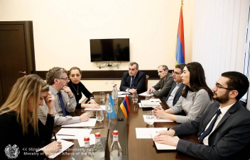 Արփինե Սարգսյանը ՄԱԿ-ի հատուկ զեկուցողին ի թիվս այլ հարցերի, ներկայացրել է նաև բռնի տեղահանված անձանց հաշվառման ընթացքը