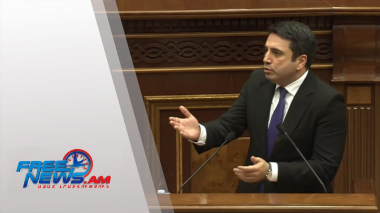 «Հերիք է, պլաստինկեն փոխեք». Ալեն Սիմոնյանը՝ ընդդիմությանը