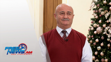 Ամանորյա շնորհավորանք. Հովիկ Աղազարյան