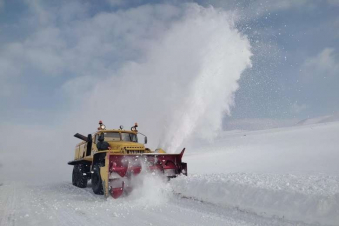 Առատ ձյան, բքի և ցածր տեսանելիության պատճառով կան փակ և դժվարանցանելի ավտոճանապարհներ