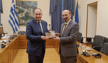 Դեսպան Մկրտչյանը Հունաստանի խորհրդարանի փոխխոսնակի հետ հանդիպմանն ընդգծել է տնտեսական հարաբերություններին նոր խթան հաղորդելու կարևորությունը