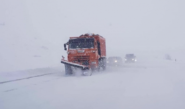 Հայաստանում կան փակ և դժվարանցանելի ճանապարհներ. Վարդենյաց լեռնանցքում բուք է