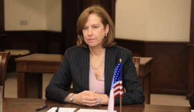 Ցավակցում եմ պայթյունի պատճառով գրանցված կորստի կապակցությամբ և շուտափույթ ապաքինում եմ մաղթում վնասվածք ստացածներին. դեսպան Քվին