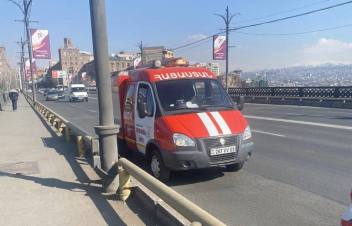 46-ամյա քաղաքացին փորձել է նետվել Կիևյան կամրջից