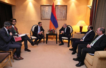 Փաշինյանն ու ՆԱՏՕ-ի նախկին գլխավոր քարտուղարը քննարկել են Հարավային Կովկասում անվտանգությանը վերաբերող հարցեր