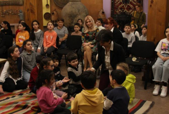 Գիրք նվիրելու օրը ՀՀ ԿԳՄՍ փոխնախարար Սվաջյանն այցելել է Ժողովրդական արվեստների թանգարան