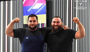 Ծանրամարտի ԵԱ. Հայաստանը թիմային մեդալային հաշվարկով առաջին տեղում է