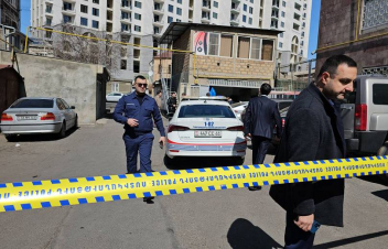 Դանակով խփելուց հետո, ընկած վիճակում երիտասարդին շարունակել են հարվածել. ինչպես է սպանվել ինֆորմատիկայի քոլեջի ուսանողը