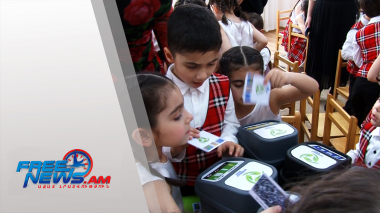 Նախադպրոցական տարիքի երեխաները սովորում են տեսակավորել թափոնները